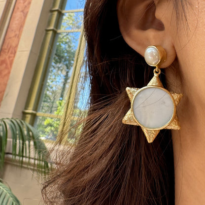 Mother of pearl sunny earrings