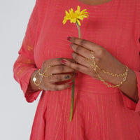 Aira Hand Chain