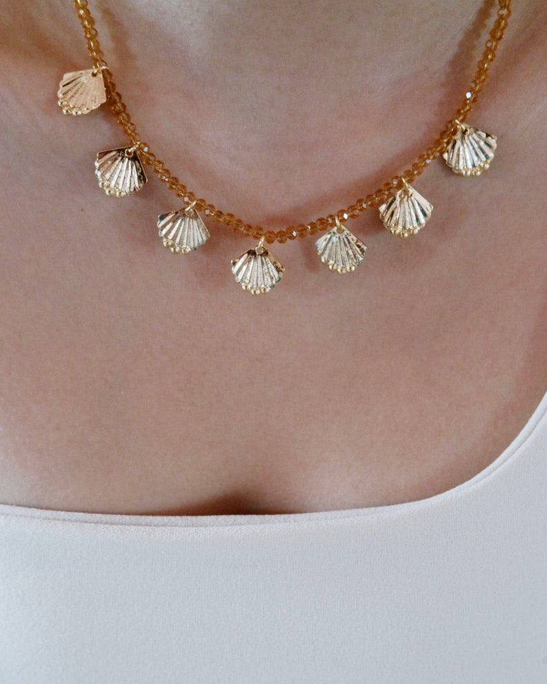 Sun kissed shell - Necklace