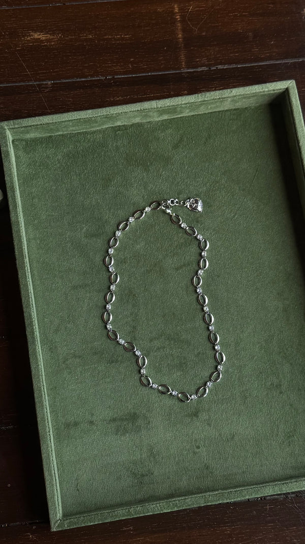 Palais Necklace