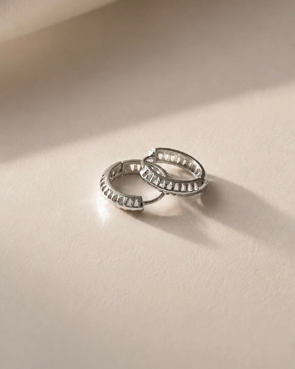 In Line Hoops