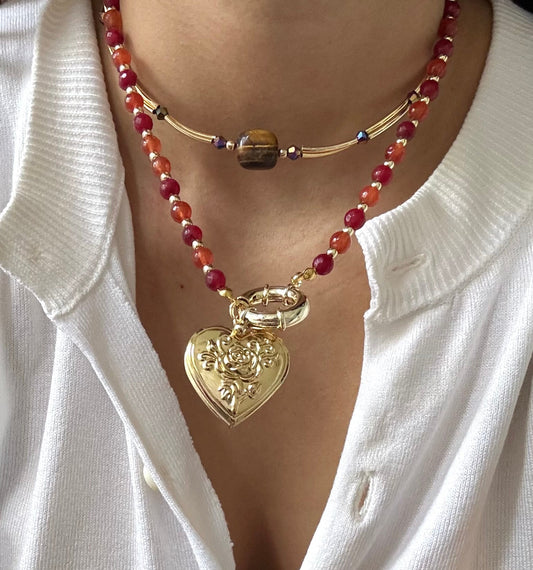 Cant leave the house without choker