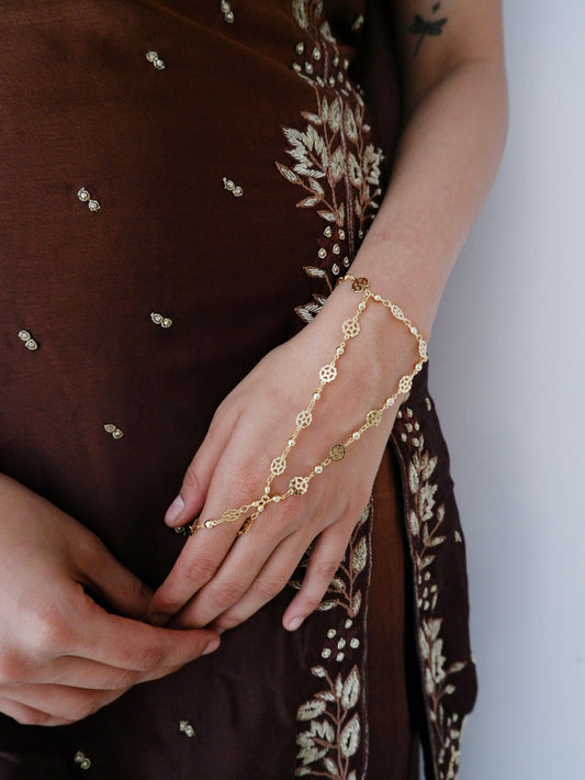 Meera Hand Chain