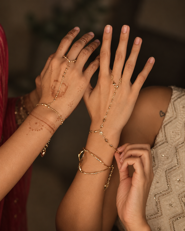Dilrooba- Hand Chain